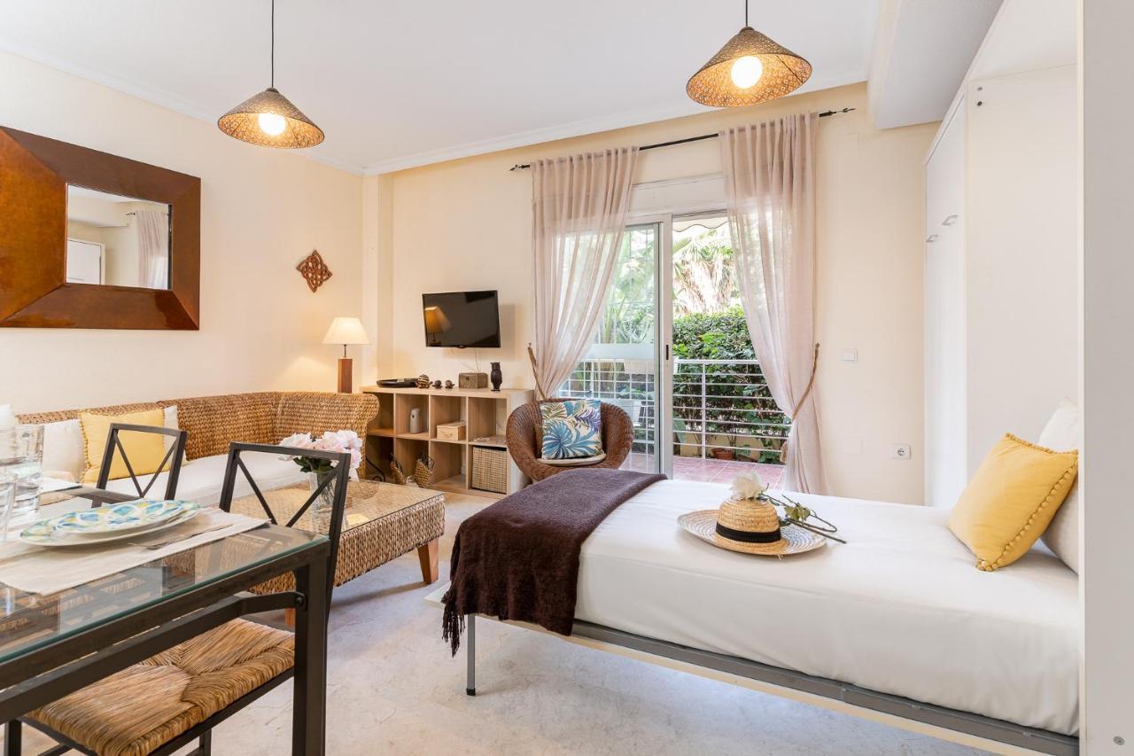 Blonzu Safari Apartment เบนัลมาเดนา ภายนอก รูปภาพ